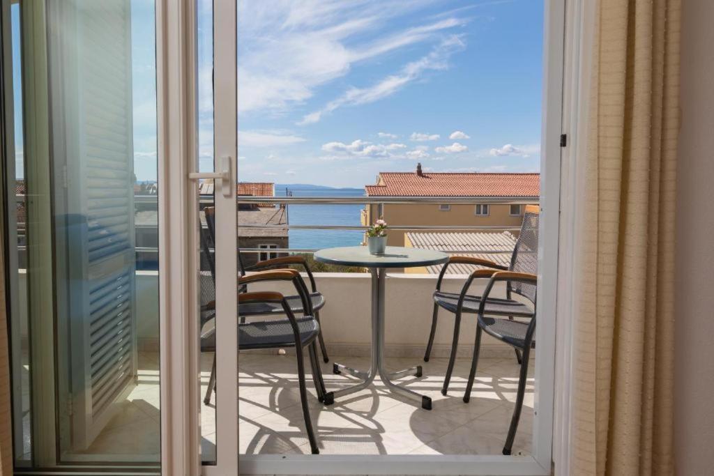 Apartmani Vela Тучепи Екстер'єр фото
