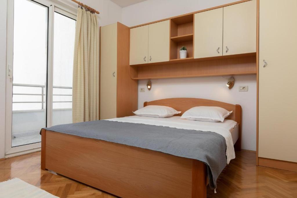 Apartmani Vela Тучепи Екстер'єр фото